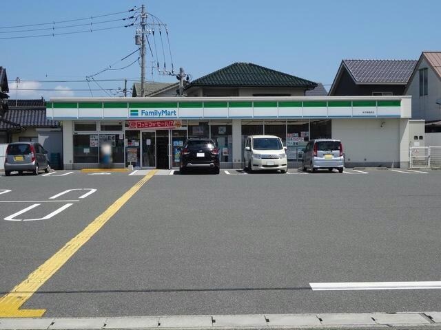 ファミリーマート米子東福原店(コンビニ)まで400m ベル　ルージュ