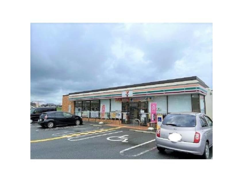 セブンイレブン米子車尾南1丁目店(コンビニ)まで758m サニーコート