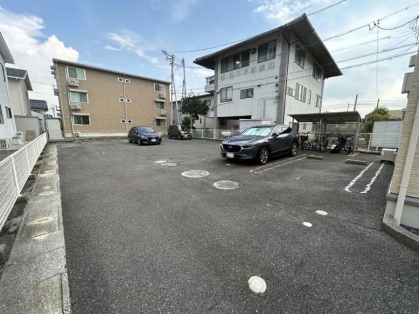 駐車場 クラルテ