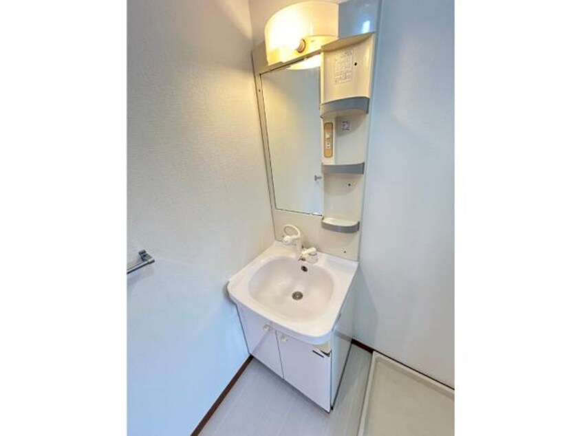  エーデルハイム　B棟