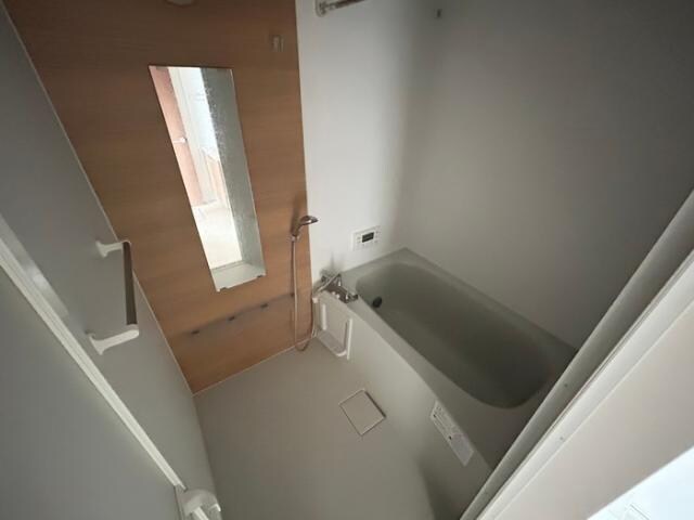  Creanjue（クレアンジュ）