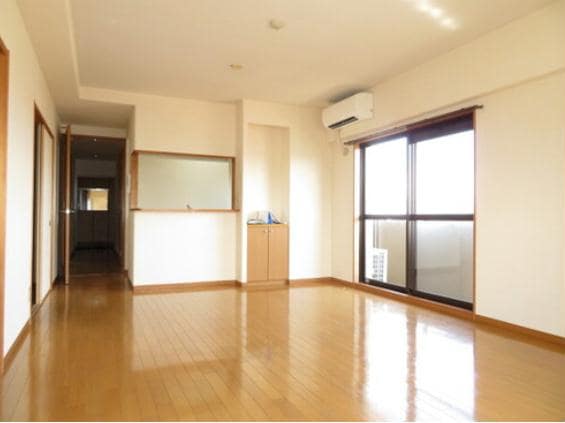  サーバス旗ヶ崎　