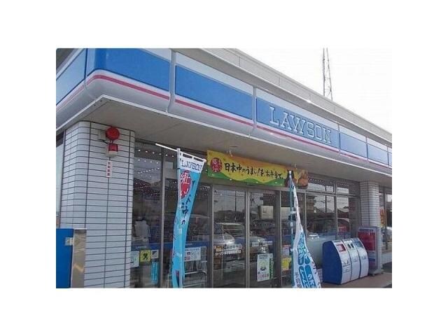 ローソン米子角盤町店(コンビニ)まで688m ベルーナⅡ