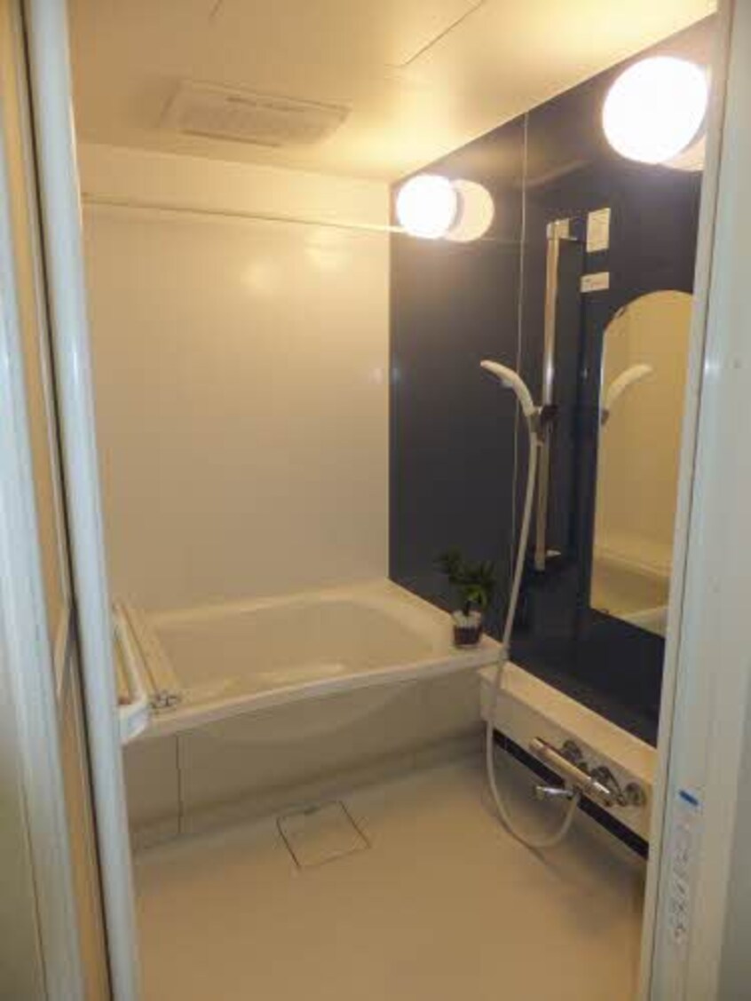  ヴィラロトス　C棟