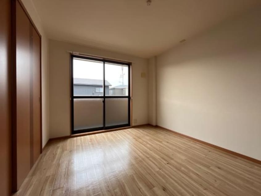 洋室 フリーデン