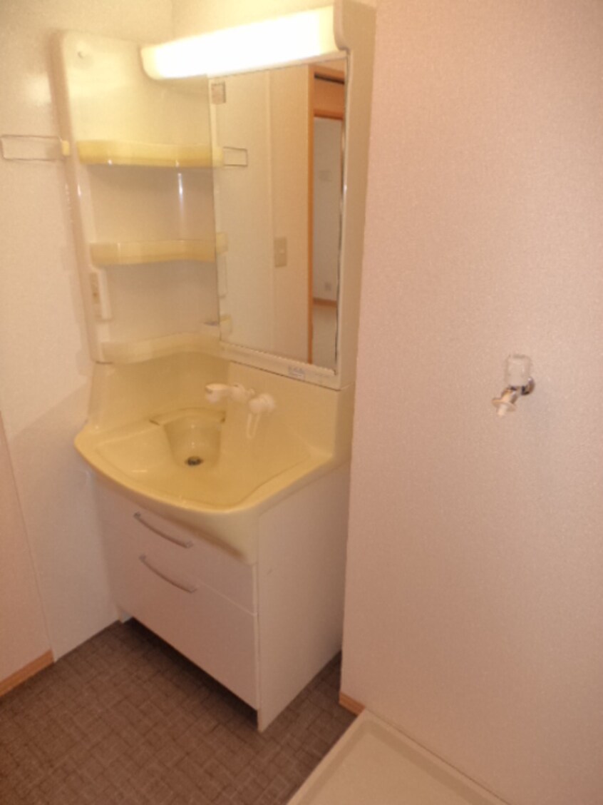  サンパレス引野