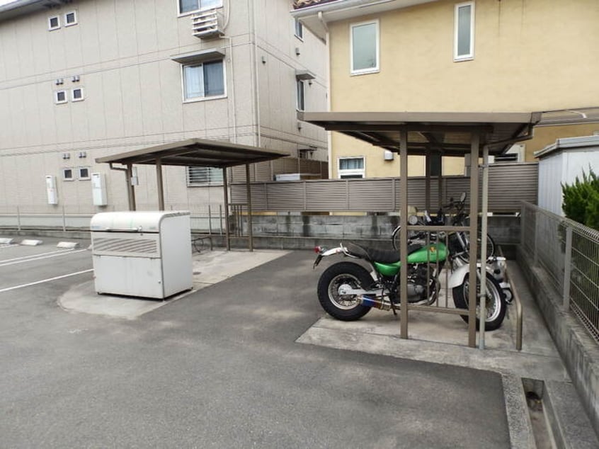  オッツ春日