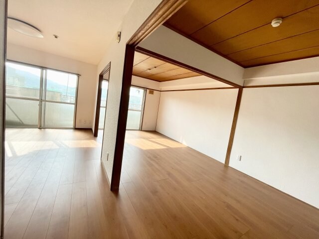 シャワールーム プレジデント沖野上