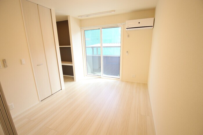  モンマルトルⅢ