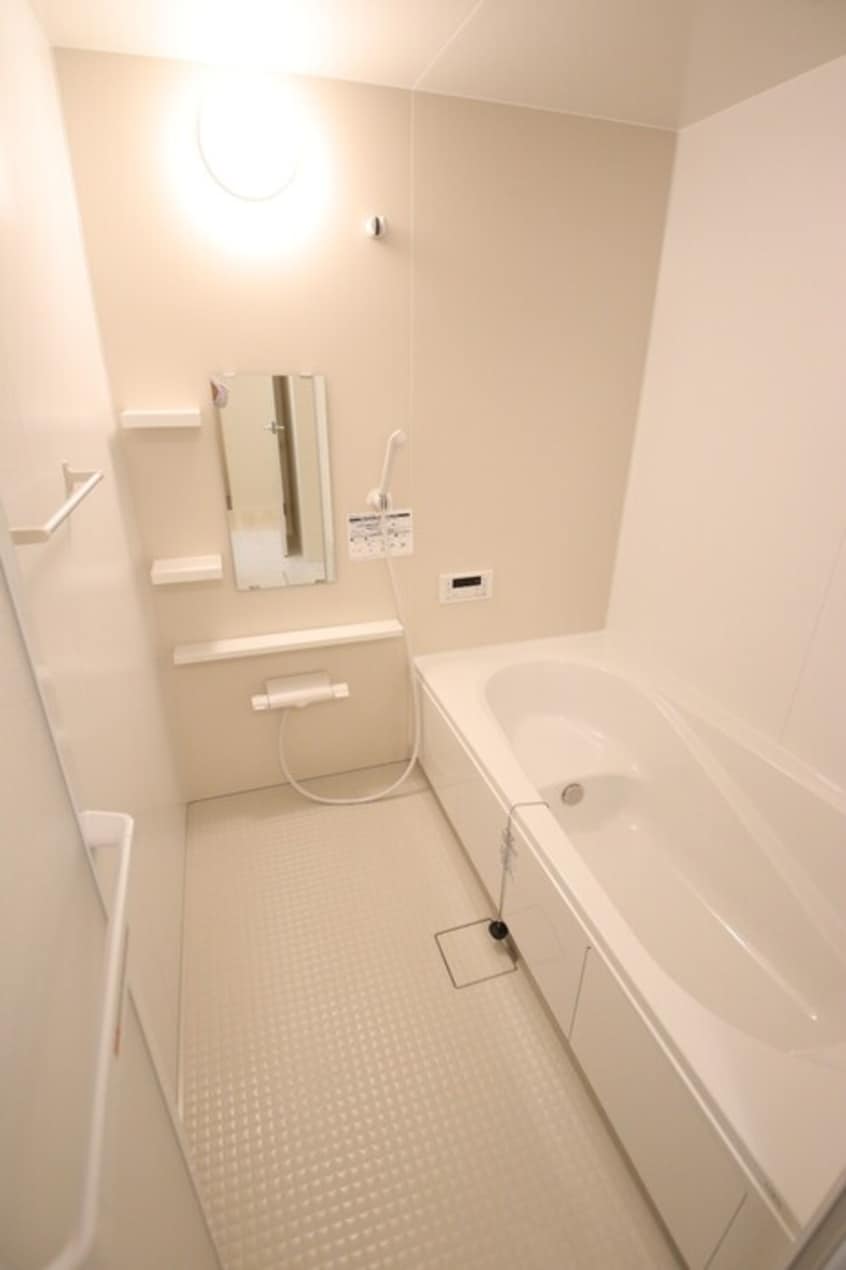  モンマルトルⅢ