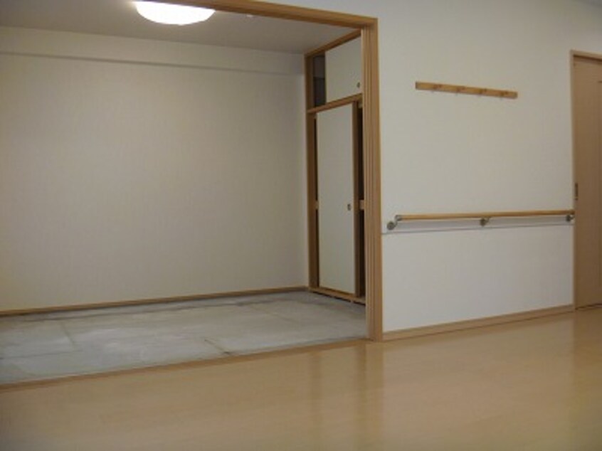  ジェイ・シュロア神辺