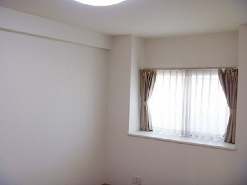  ジェイ・シュロア神辺