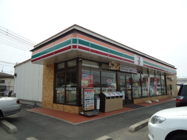 セブンイレブン福山新涯大橋西店まで535ｍ クラポティ新涯