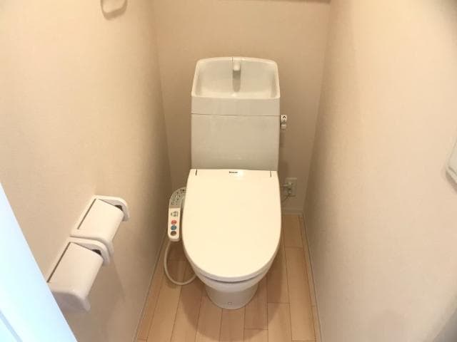 シャワー付トイレ（イメージ） ハレカピリナ新涯