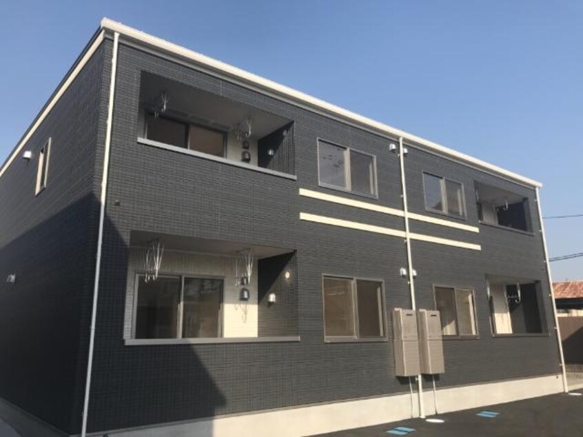 外観写真（昼） フルール・ド・スリジェ