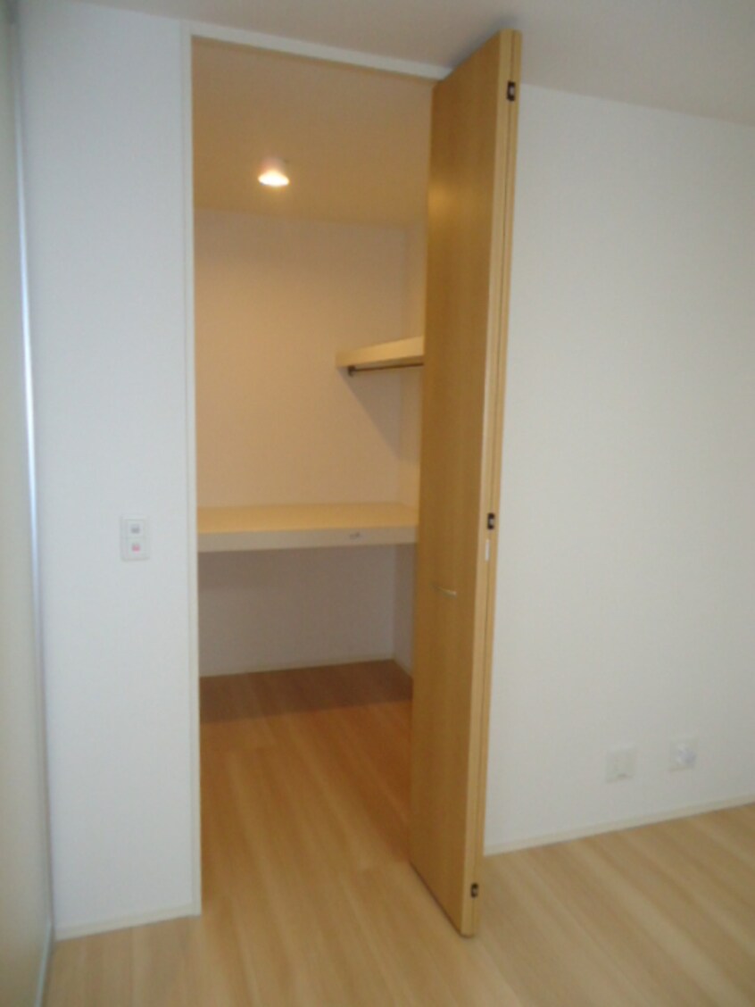  Ｄ-ｒｏｏｍプエルト