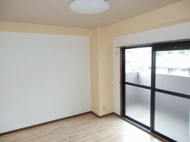  ロイヤルフラッツ福山