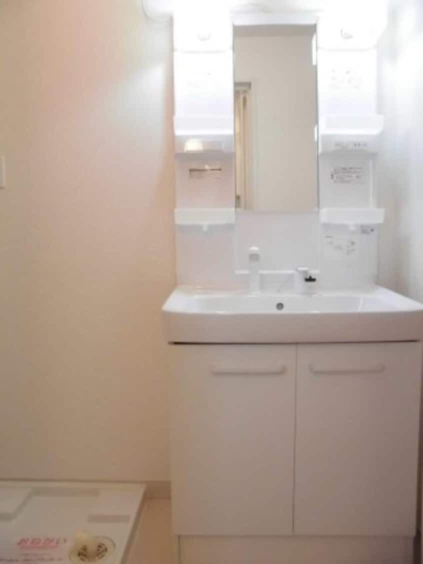  アルファ　スリー