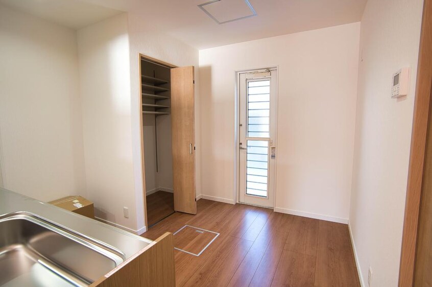  メゾネット清水