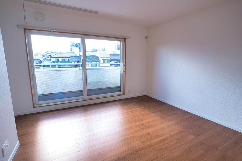  メゾネット清水