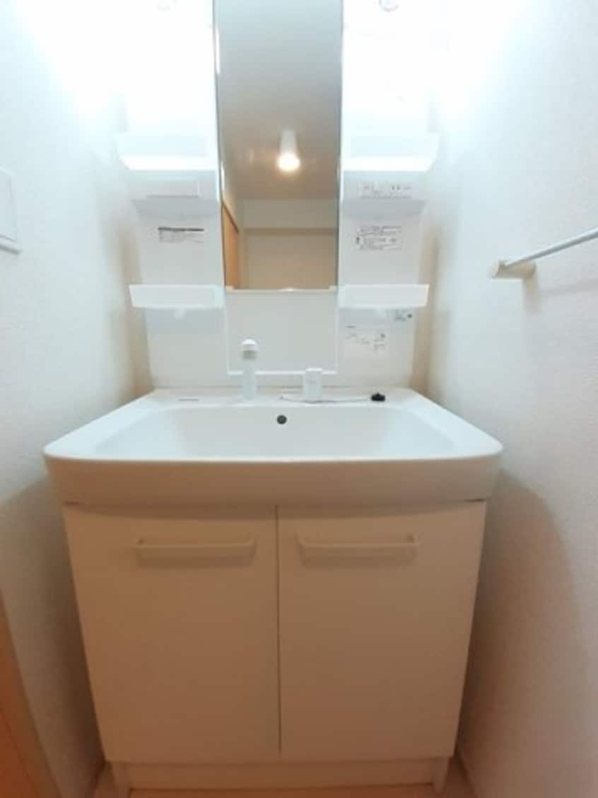  コヴァハイツＣ