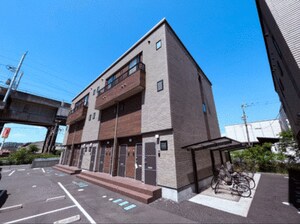 アシンプトート