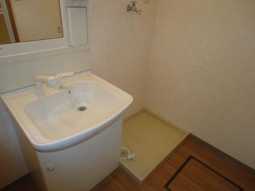 洗濯機置場（イメージ） サン・ヴィラージュ