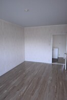  新涯マンションB