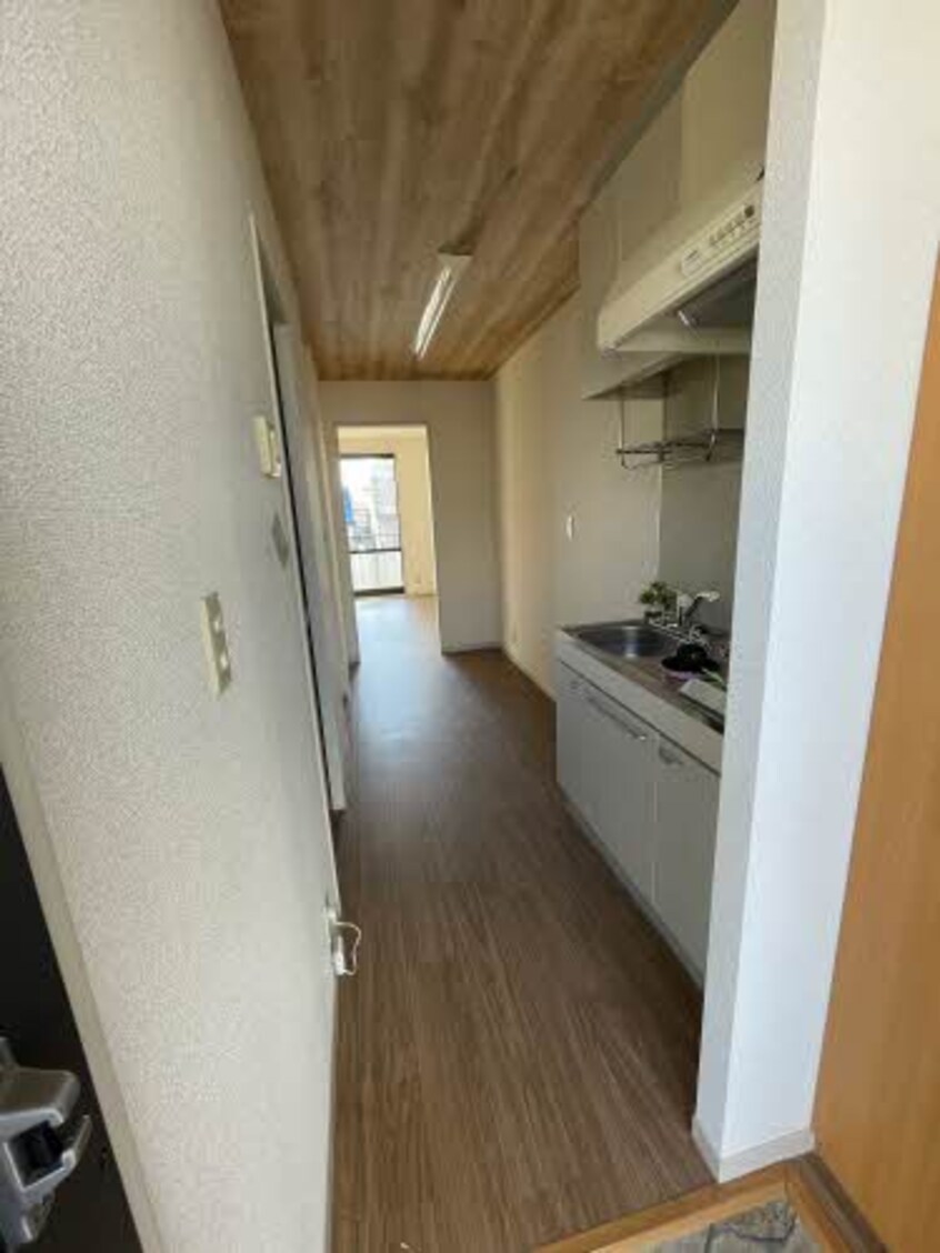  コーポラスツチヤ