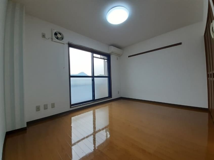  メゾン・ヌーベルアイ