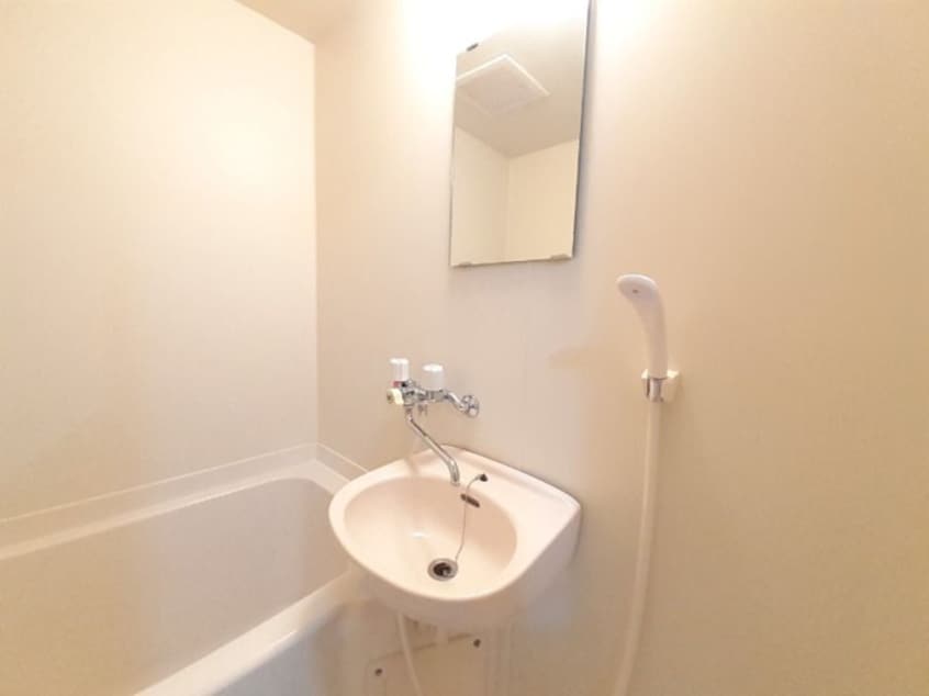  メゾン・ヌーベルアイ