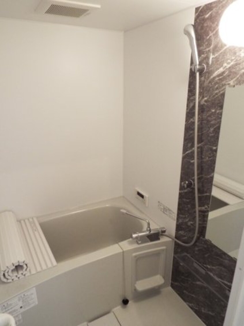  D-RESIDENCE E