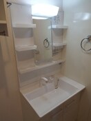  D-RESIDENCE E