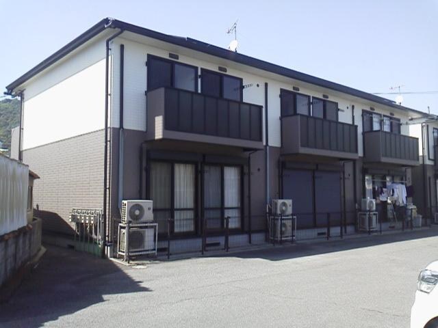  エステート　ユリB