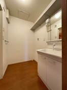  グランドール川口 B棟