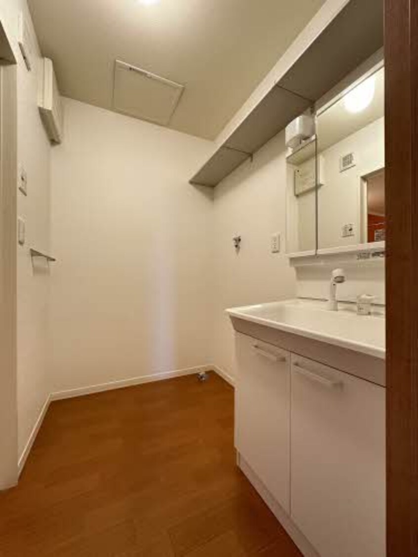  グランドール川口 B棟