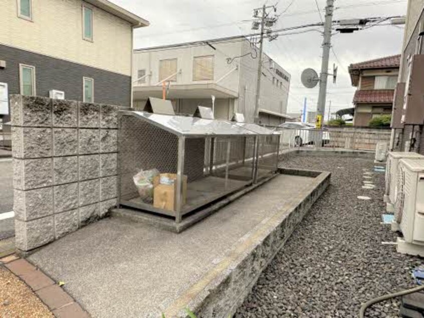  グランドール川口 B棟