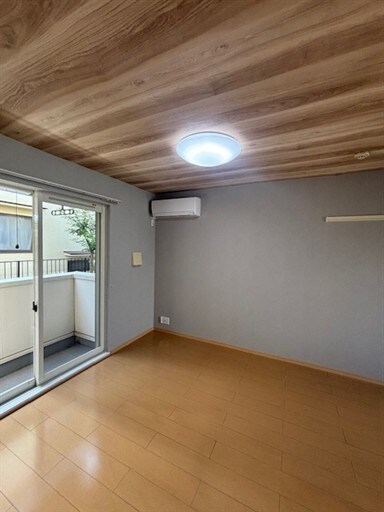  アイリス