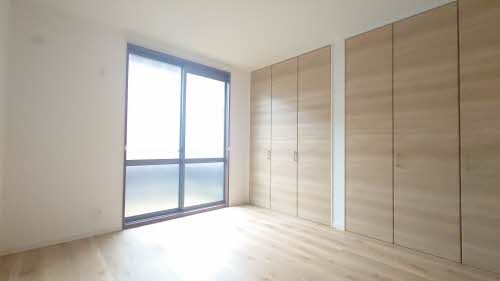  エムアールイー　E棟