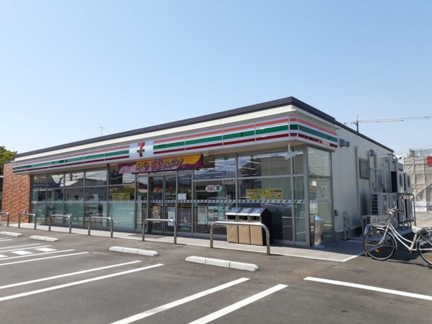 セブンイレブン 福山南手城町2丁目店(コンビニ)まで572m 月光手城ルート2