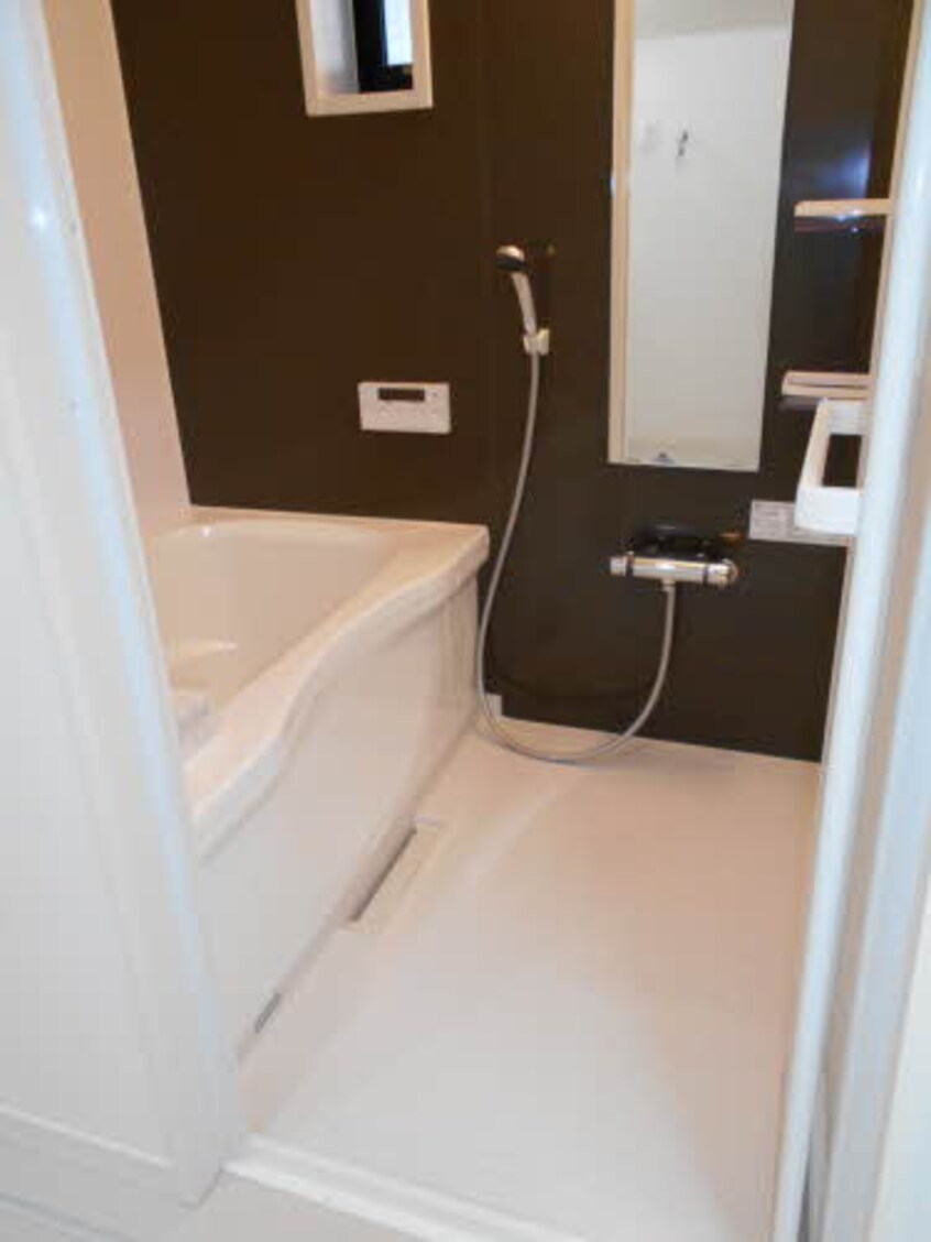  ドミール多治米 A棟