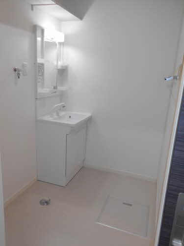  ドミール多治米 A棟