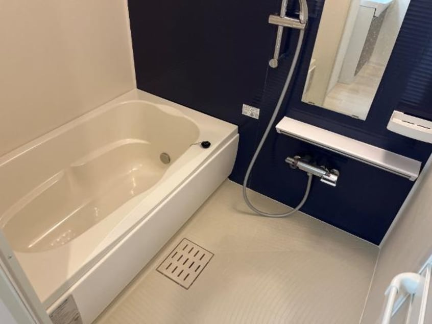 バス／シャワールーム等 エルモ