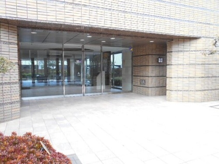 ポーチ　※2022年2月撮影 サーパスシティ天満町二番館