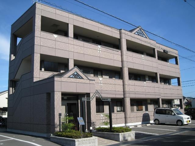 外観写真（昼） 愛瑠