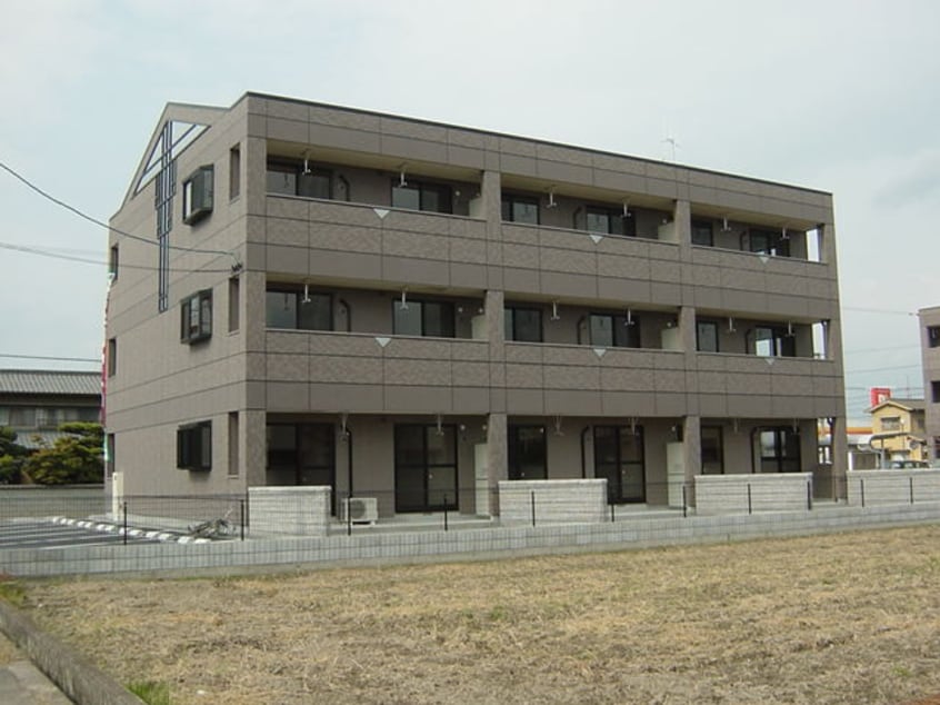 外観写真（昼） 愛瑠