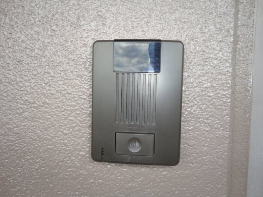 カメラ付インターホン 愛瑠