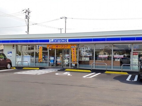 ローソン 福山引野町東店(コンビニ)まで424m エルディム隆