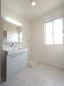  ファミーユ東手城　B棟