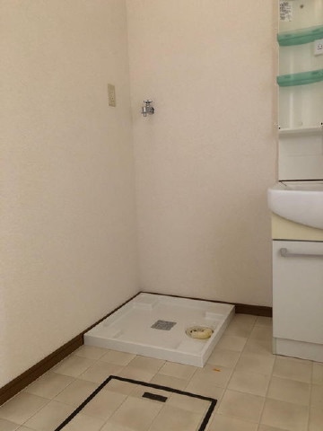  ブライト西新涯